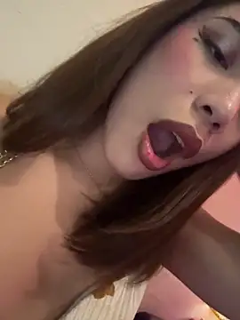Chatroom XXX en direct de SideChick_Bunny