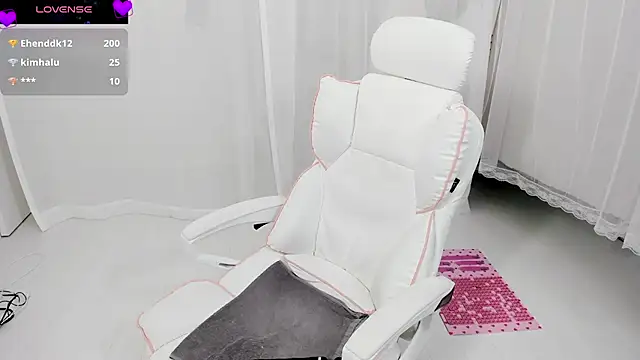 JULI-0002 Show in webcam