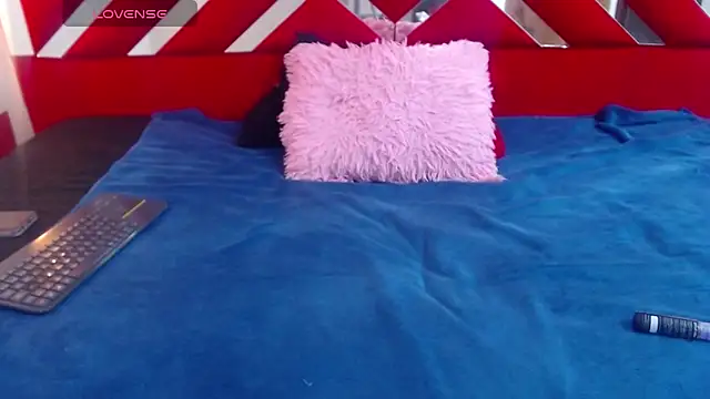 Sophie_pink78 现场XXX聊天