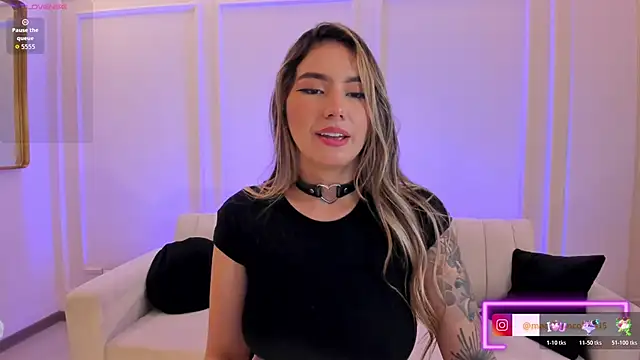 MaddisonCollinsのライブXXXチャット