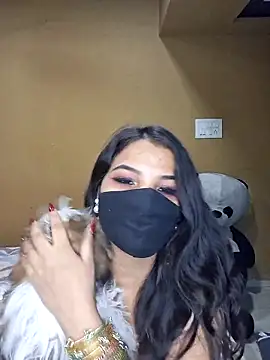 Chat XXX en directo de Noor-Bold