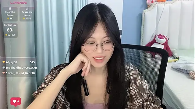 Luna-666 网络视讯表演