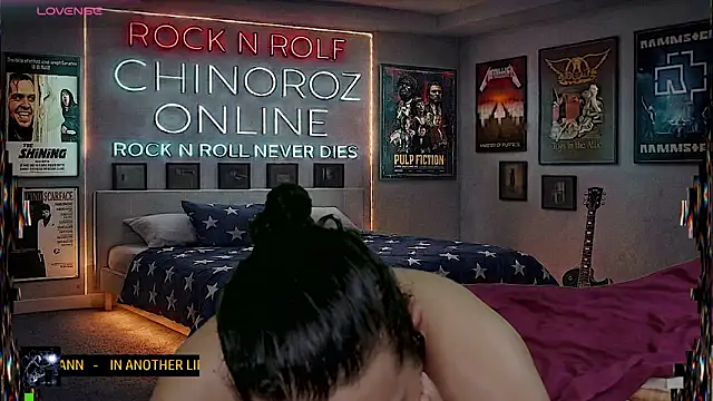 Вебкам-шоу chino_roz