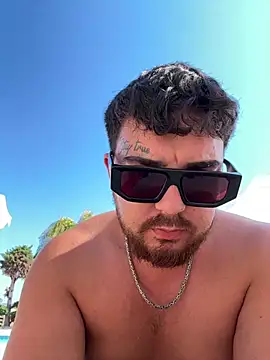 MrSavagexx Webcamshow