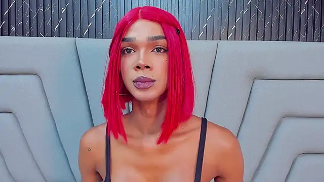 XXX chat uživo modela NaomiSteward