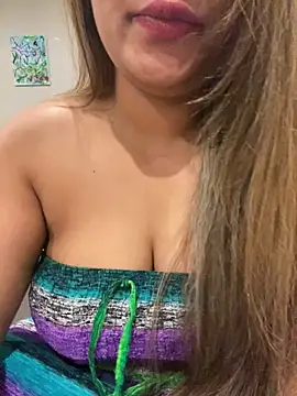 عرض كام DuskyteenTiyana