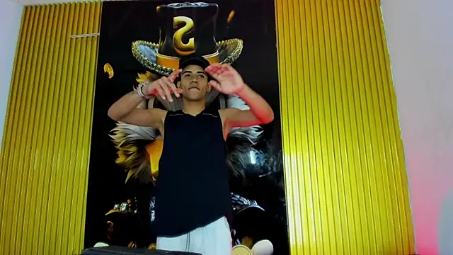 Guys_Latino_Hot Webcam show