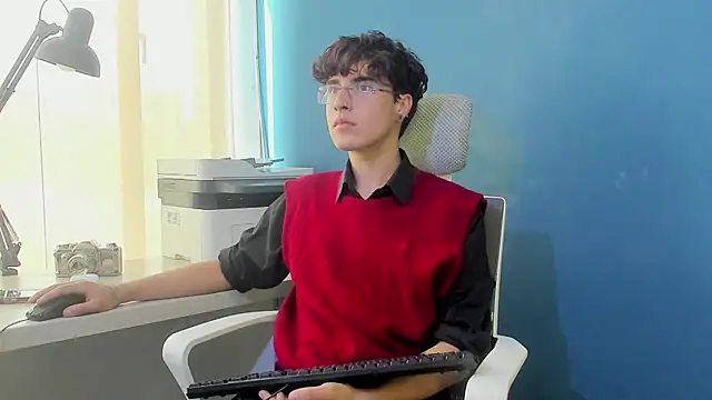 XXX chat uživo modela Krown_nox