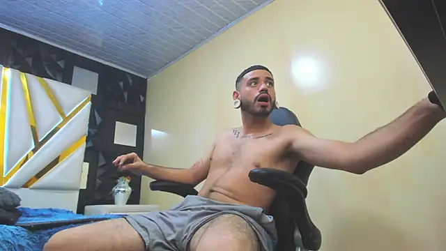 BrunoCarzon webcam show