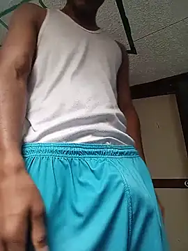 Show webcam de man_black_hot24