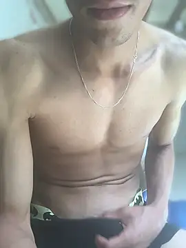 Plxyboi69: απευθείας συνομιλία ΧΧΧ