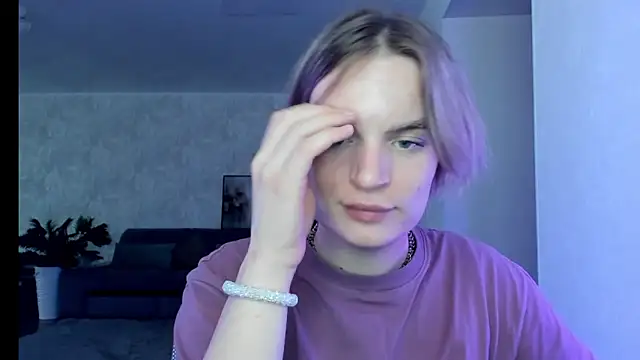 milliKira006's Webcam Show