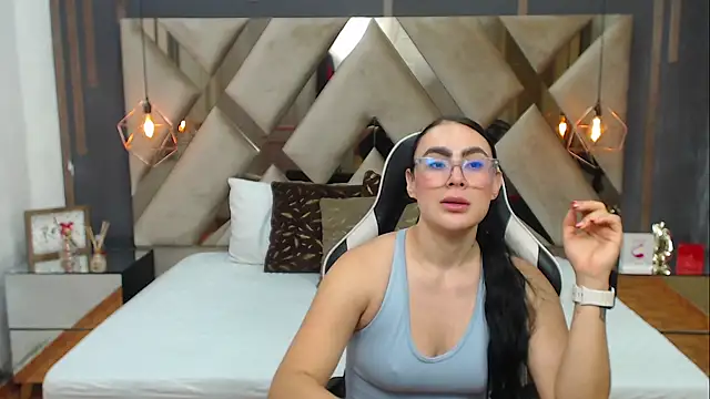 MartinaaFit's Live XXX Chat