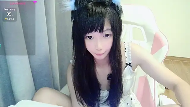 Ooo-Lola Pertunjukan Webcam