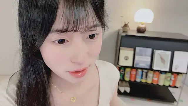 Chatroom XXX en direct de Onechestnut