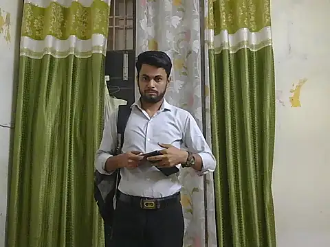 Stubborndesiboy live XXX chat