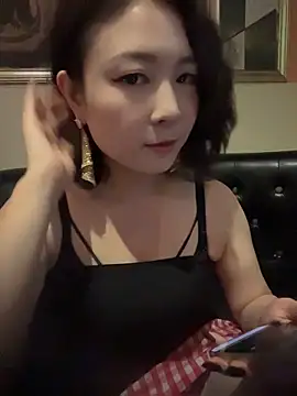 Lola666999のウェブカメラショー