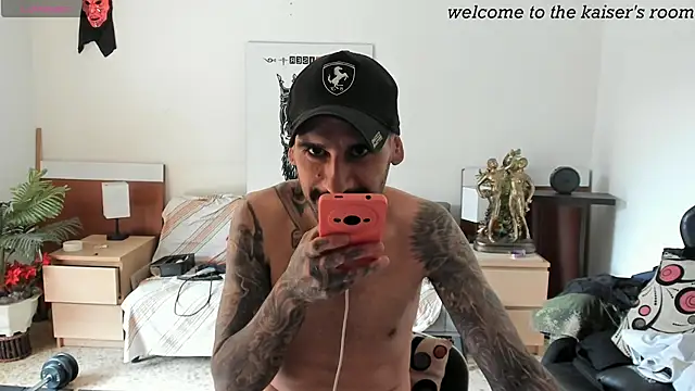 Chat XXX ao vivo de kaiser679_