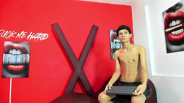 TWINKS_BOYSX's Live XXX Chat