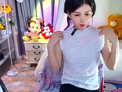 QinQin-888 网络视讯表演