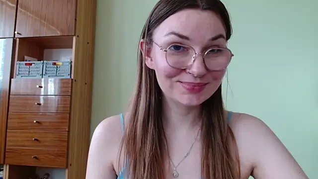 دردشة LooveELLYx الجنسية المباشرة