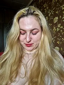 LianaJu Adlı Modelin Canlı XXX Sohbeti