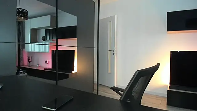 DravenPeak live XXX chat