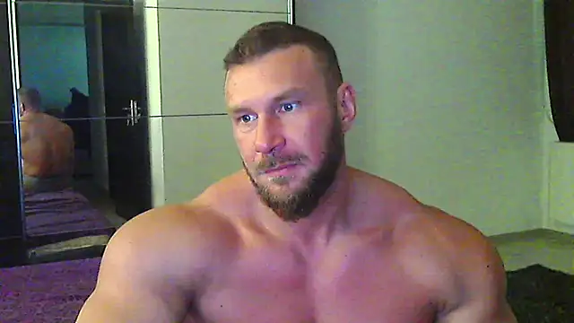 muscularkevin Webcam Show