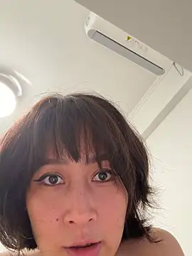 A_girla 在線直播表演