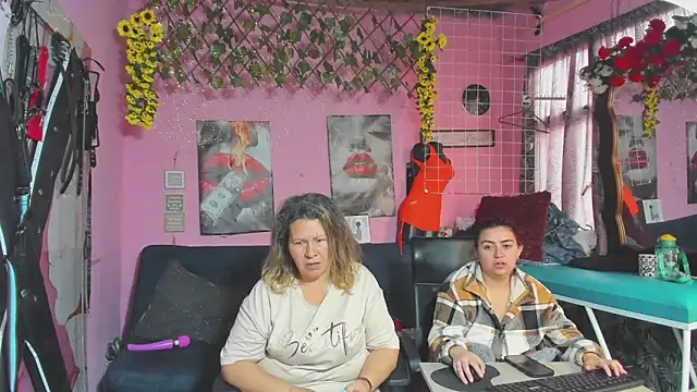 lesbiancuple – webcam-show