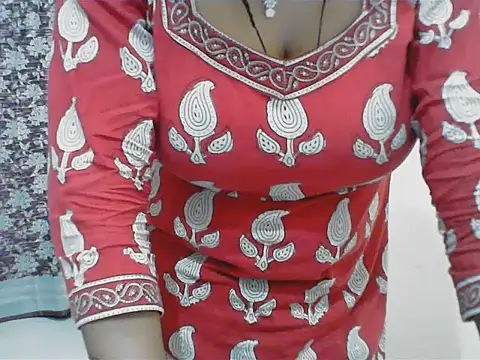 عرض كام LovingPihu