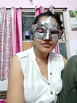 thanusi_2 Webcam show