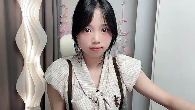Yanys521's Live XXX Chat