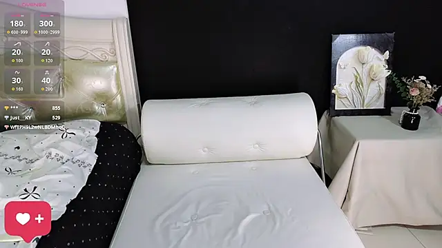 XXX chat uživo modela Queenbb88