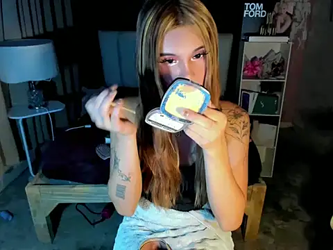 SiennaBlairn Live XXX chat