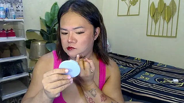 Gotchabella's Webcam Show