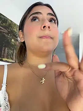 MelodyRey__ élő XXX-chatje