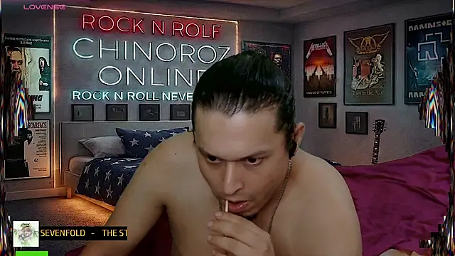 chino_roz: вебкам-шоу