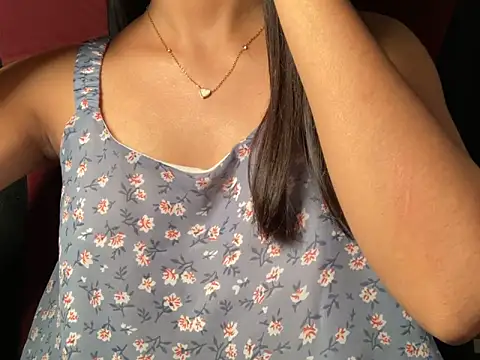Chat +18 de Kayzza_5 ao vivo