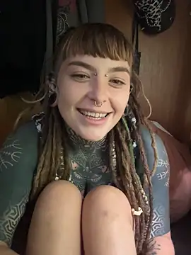 HornyHippy1 Chat XXX in diretta