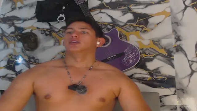 عرض كام Hiroshi_Shen