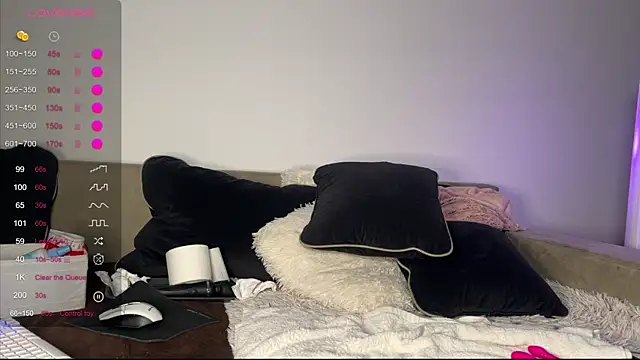 NatashaRedX Show Webcam