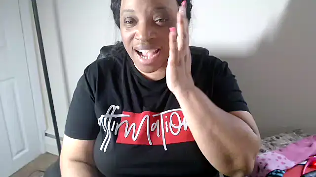 Sexymona1218's Live XXX Chat