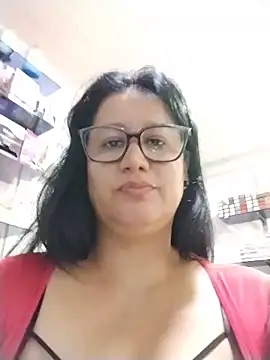 Chatroom XXX en direct de keilymadam