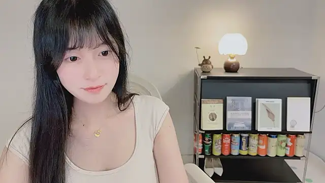 Onechestnut's Live XXX Chat