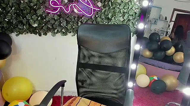 DestinyHills 라이브 XXX 채팅