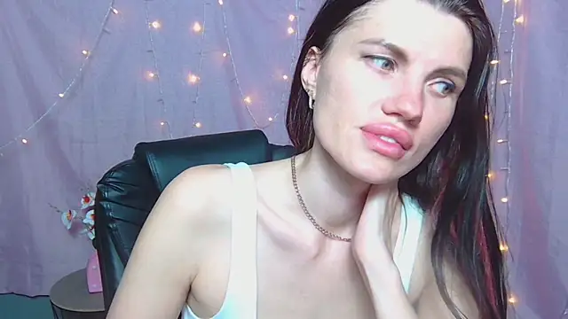 MilaLoona – Live XXX-chat