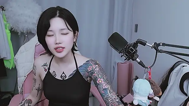 MISA_02 – Naživo XXX chat
