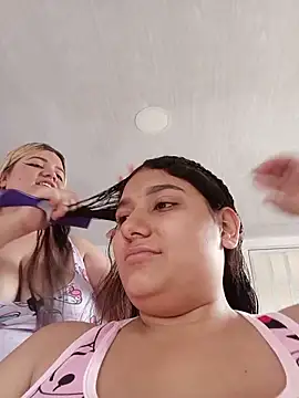 Sara_y_Amyn Live XXX chat