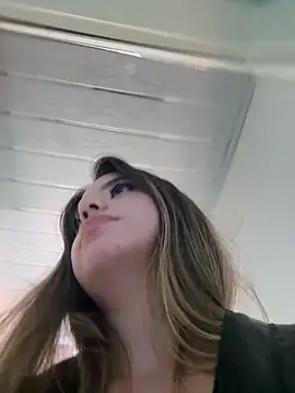 XXX chat uživo modela arycooper_